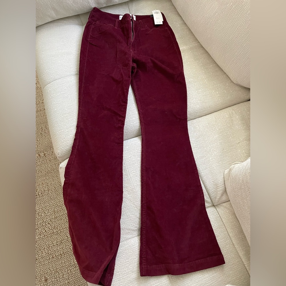 Hollister ultra high rise burgundy corduroy pants size 5-R